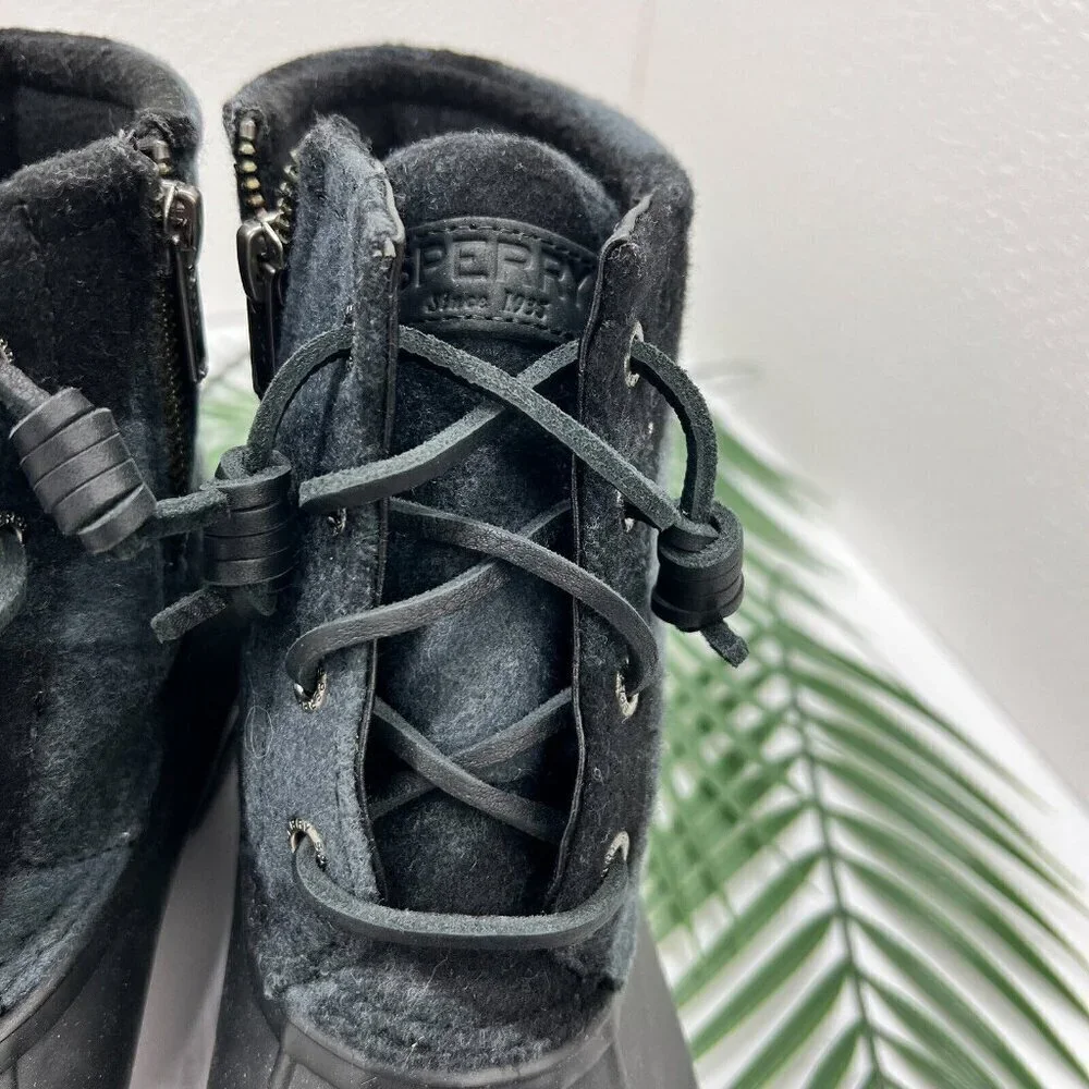 Sperry Saltwater Women’s Check Black Side Zip Lace UP Duck Boots Size 6 NWOB
